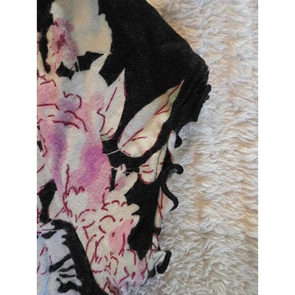 🌸 Candie’s Floral Lace Button Tee – Size Small - Picture 4 of 6